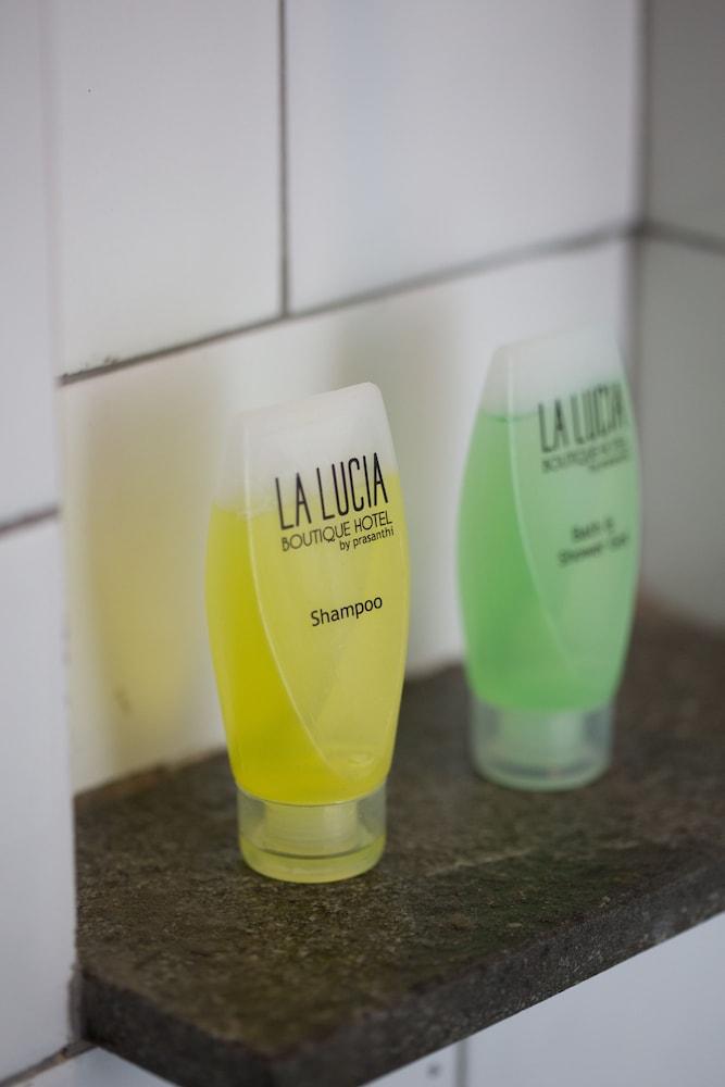 La Lucia Boutique Hotel By Prasanthi Tanjung Pandan Exterior foto